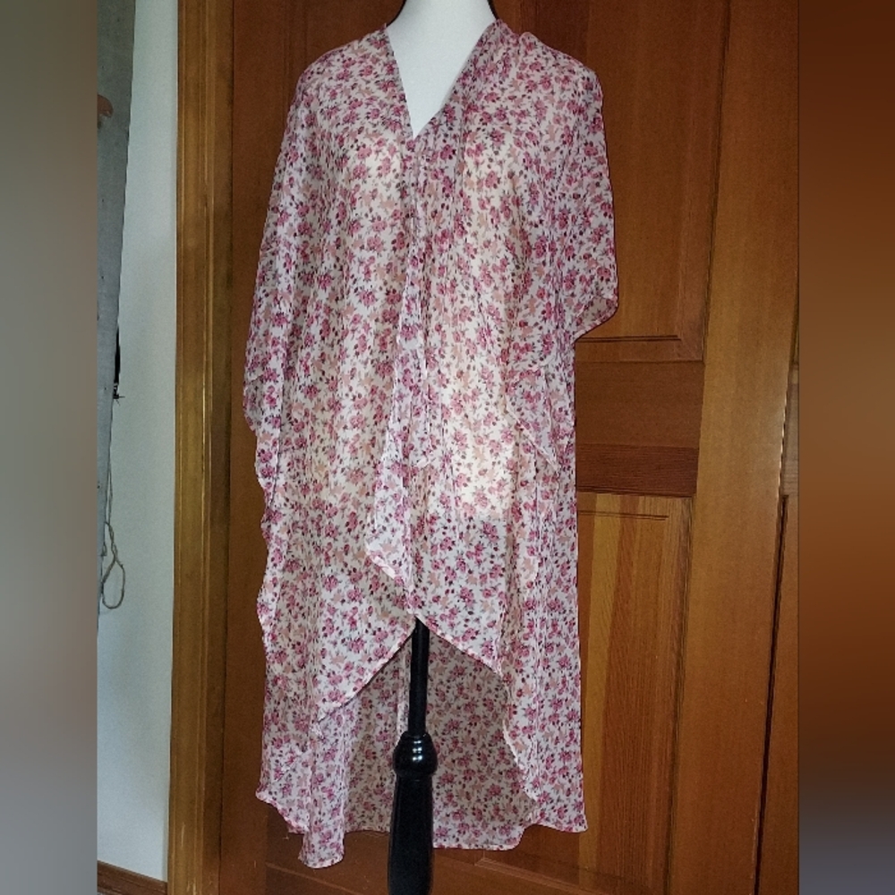 Size M / Small American Eagle Outfitters AEO Hi-Low Kimono Open Front